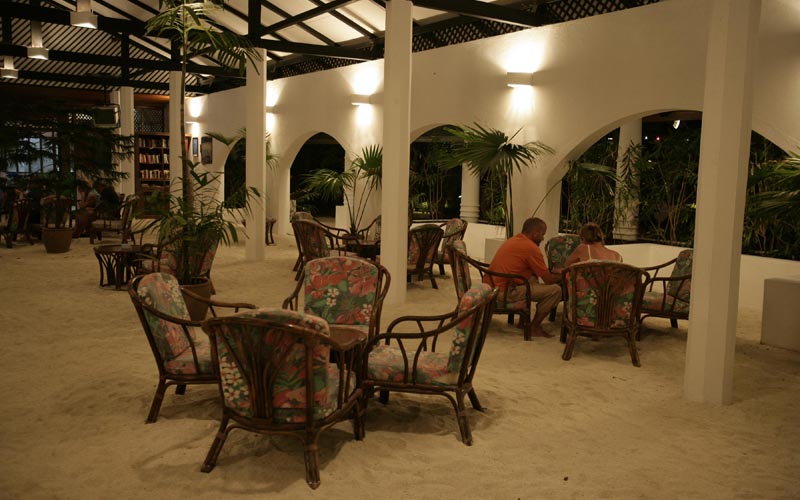 Embudu_Village