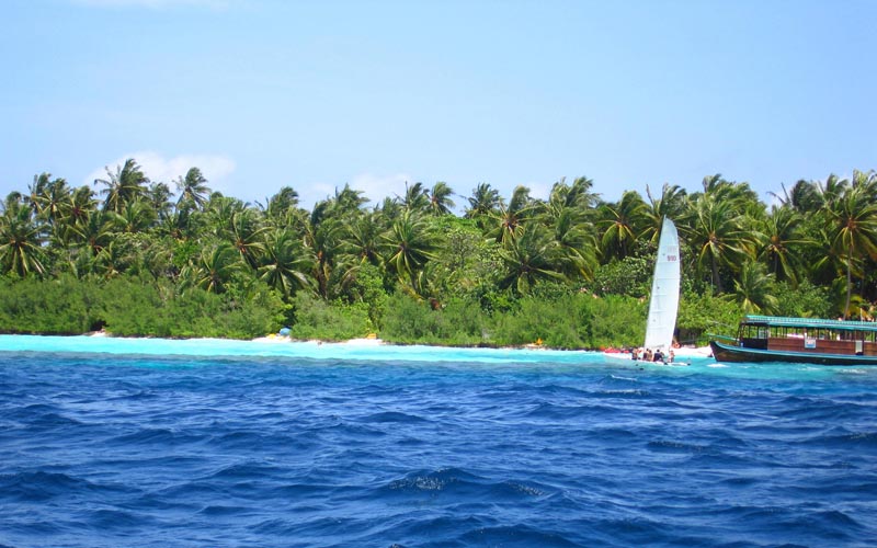 Embudu_Village